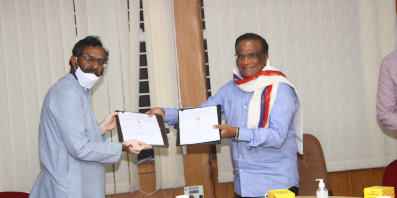 UoH and IIT-H enter into MoU for Collaborative Teaching & Research Activities