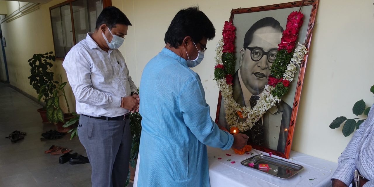 UoH observes Dr. BR Ambedkar’s Mahaparinirvan Diwas