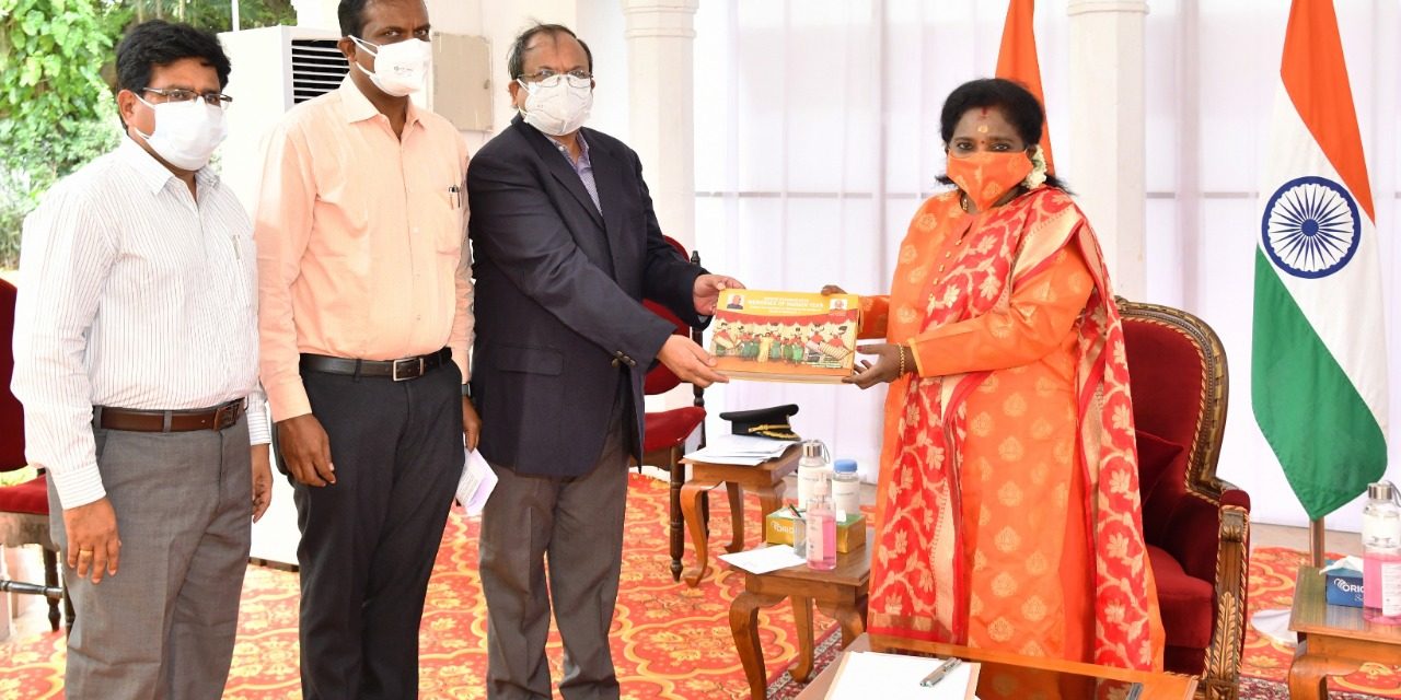 Vice-Chancellor paid a courtesy call on the Hon’ble Governor of Telangana