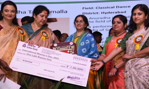 Prof. Anuradha J receives Women Achiever Award -2023