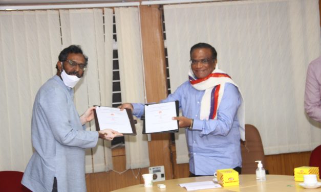 UoH and IIT-H enter into MoU for Collaborative Teaching & Research Activities