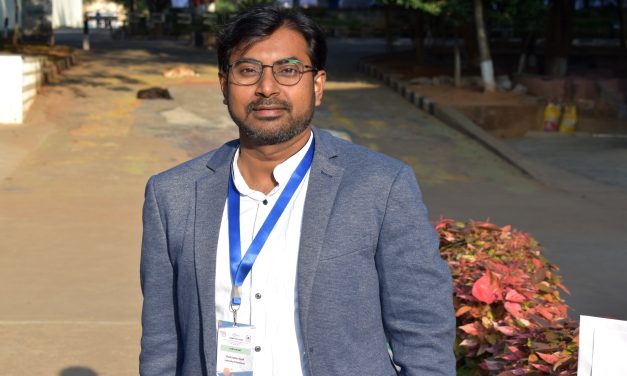 Best paper award for Vivek Kumar Rajak