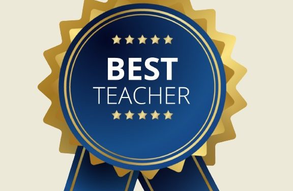 Dr. Emmadi Naveen Kumar, an alumnus receives the Teaching Excellence Award