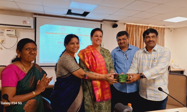 Extension Lecture on “Education and Socialization”
