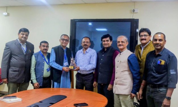 MKBU Officials visit University of Hyderabad for Knowledge Exchange