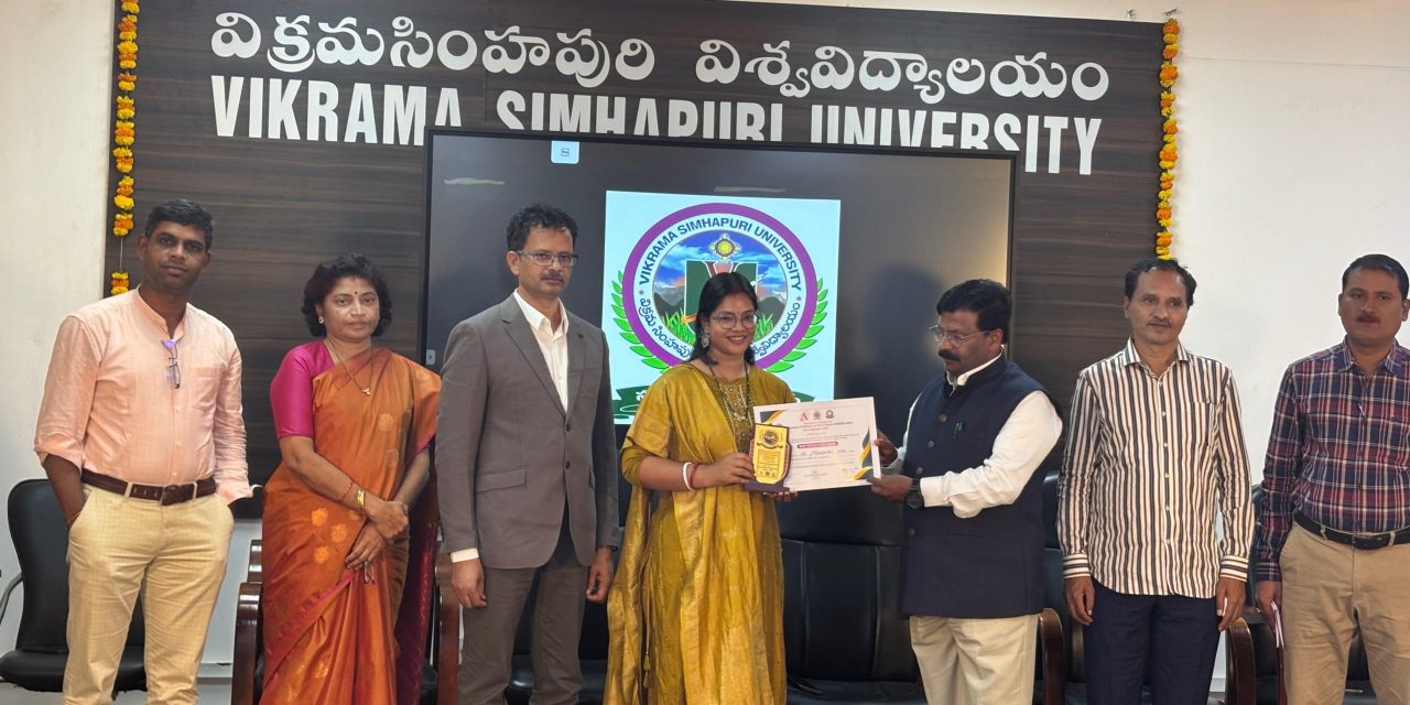 UoH Researcher Shines at International Conference: Mousami Kirtania Wins Second Best Oral Presentation Award