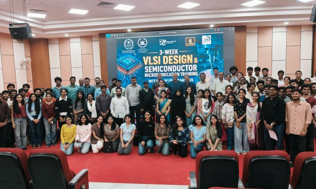 Unique Semiconductor Training Programme; Students Take Home Self-Fabricated Thin Film Transistor
