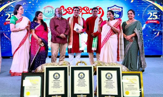 Dr. DVK Vasudevan Honoured with Distinguished Artiste Award in the US