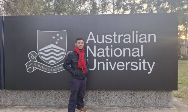 Lanung Tu Kumbun Presents Research on Myanmar at Australian National University Conference